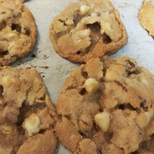 Classic White Chocolate Chip Cookie